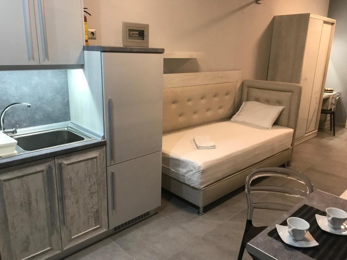 Avra Comfort Rooms - Family Nea Poteidaia Ngoại thất bức ảnh