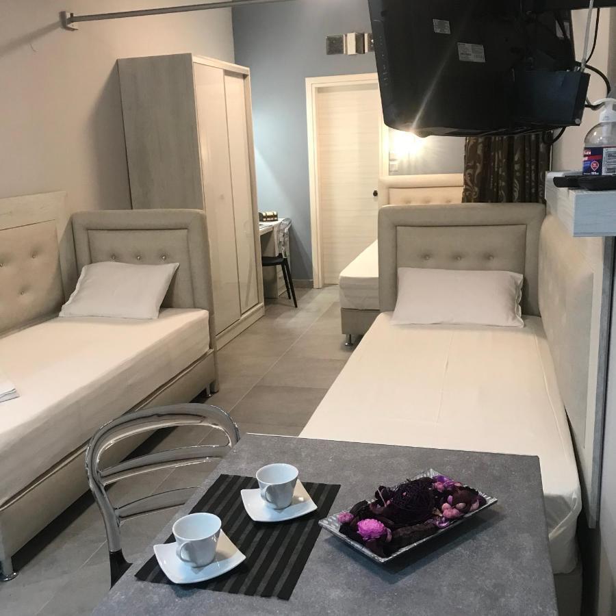 Avra Comfort Rooms - Family Nea Poteidaia Ngoại thất bức ảnh